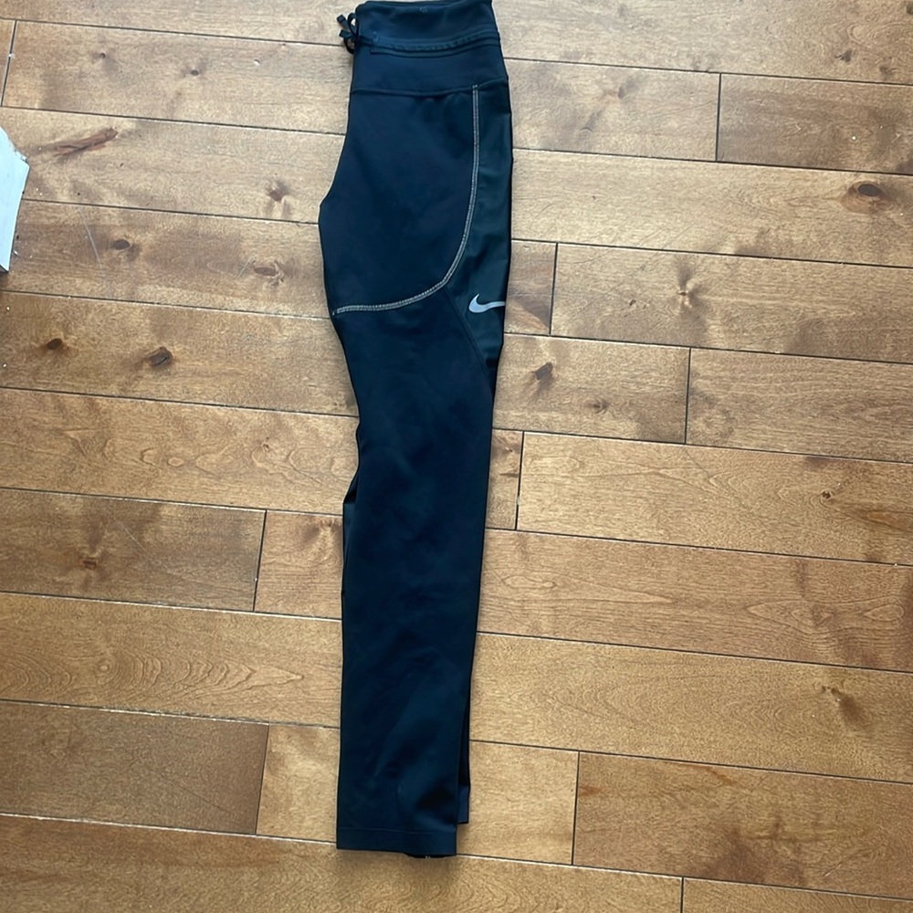 black nike dri fit leggings